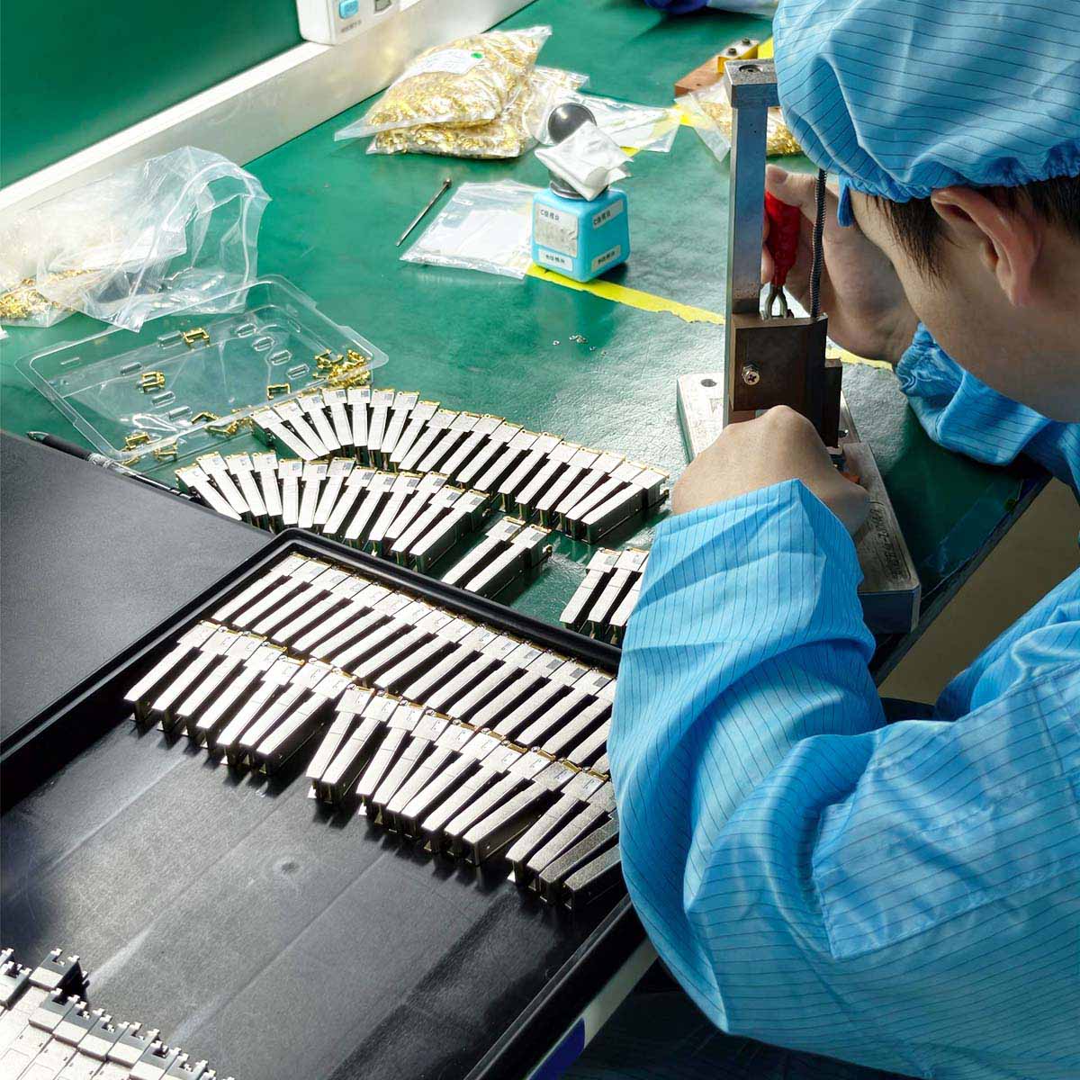 sfp module factory03.jpg sfp module factory03.jpg