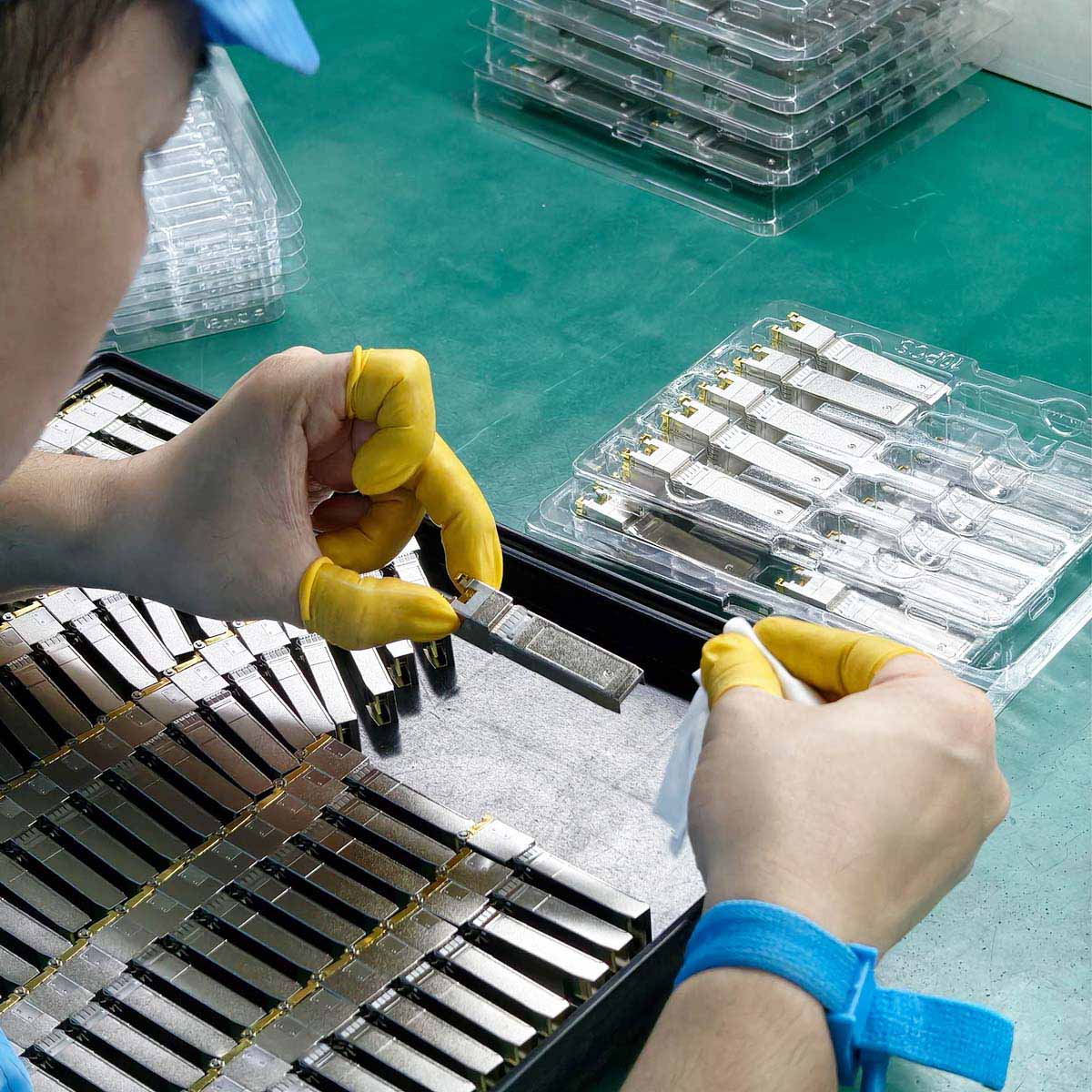 sfp modules factory02.jpg sfp modules factory02.jpg